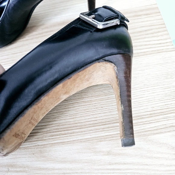 Yves saint laurent pointed toe buckle pumps  - Picture 13 of 15